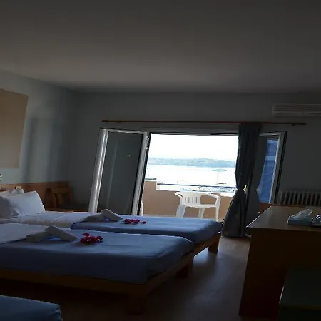 Rozos Hotel