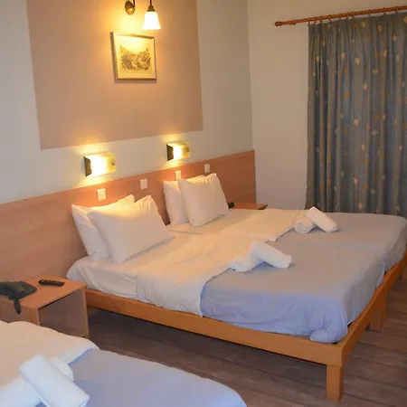 Rozos Hotel 2*