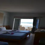 Rozos Hotel