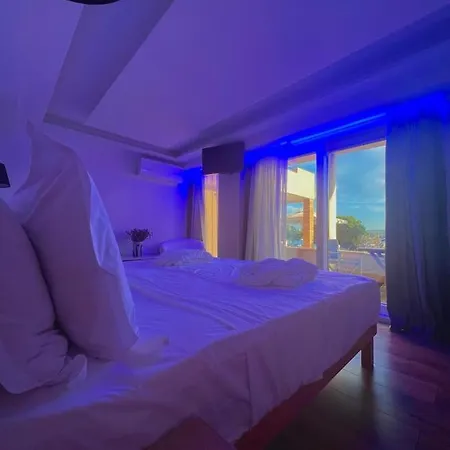 Rozos Hotel